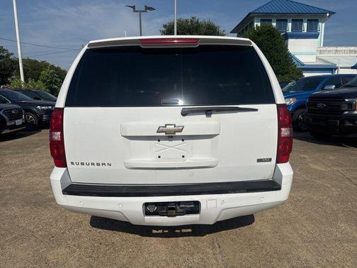 Summit White 2008 Chevrolet Suburban 1500 LTZ