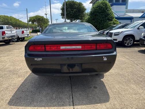 2010 Dodge Challenger SE