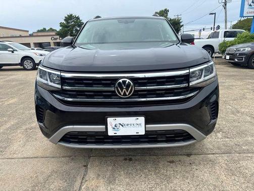 Black 2022 Volkswagen Atlas 3.6L SE w/Technology