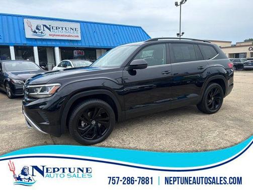 Black 2022 Volkswagen Atlas 3.6L SE w/Technology