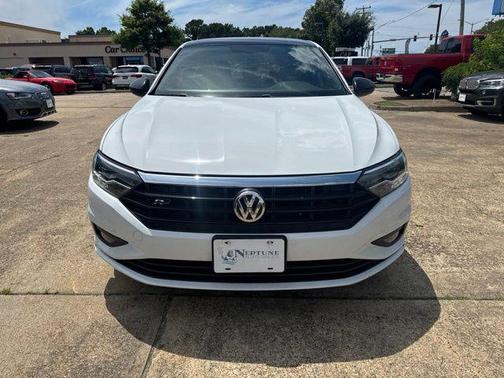 Pure White 2019 Volkswagen Jetta 1.4T R-Line