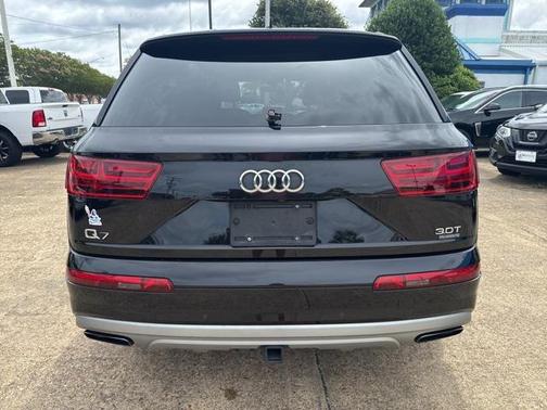 2017 Audi Q7 3.0T Prestige