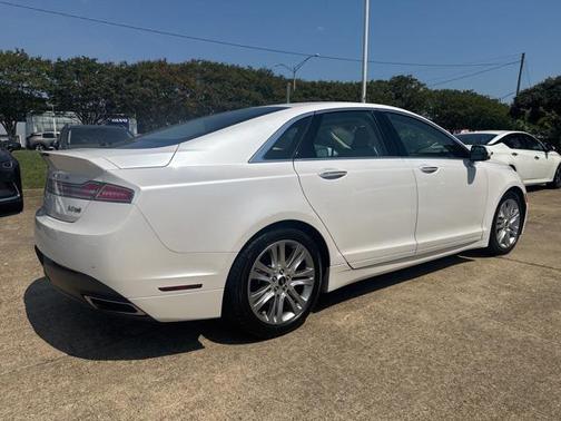 2015 Lincoln MKZ Base
