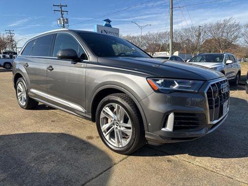 Gray Metallic 2021 Audi Q7 55 Premium Plus