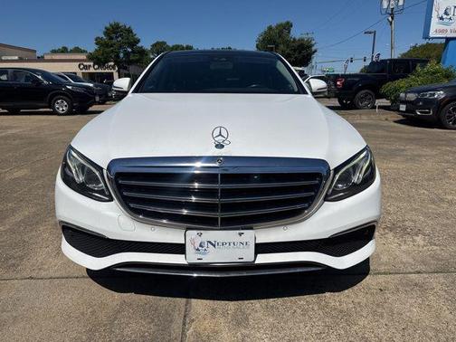 White 2018 Mercedes-Benz E-Class E 300