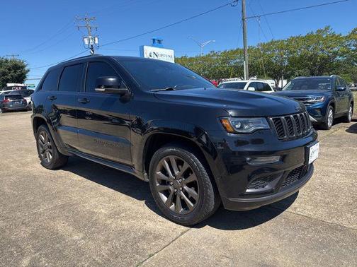 Diamond Black Crystal Pearlcoat 2020 Jeep Grand Cherokee Limited X