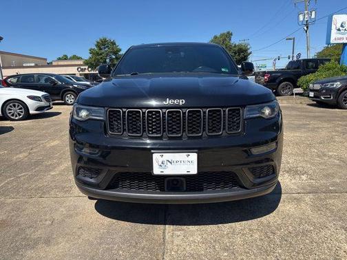 Diamond Black Crystal Pearlcoat 2020 Jeep Grand Cherokee Limited X