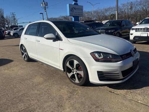 2017 Volkswagen Golf GTI 2.0T S 4-Door