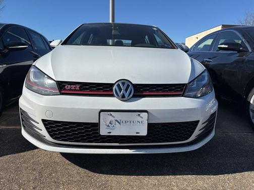 2017 Volkswagen Golf GTI 2.0T S 4-Door