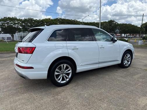 2019 Audi Q7 55 Premium