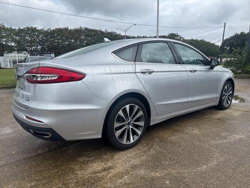 2019 Ford Fusion SE