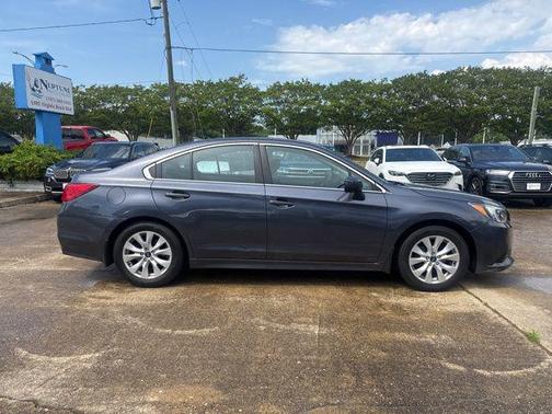 Carbide Gray Metallic 2017 Subaru Legacy Premium