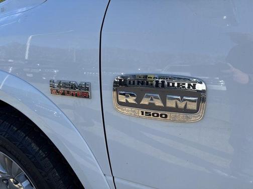 Bright White Clearcoat 2018 RAM 1500 Longhorn