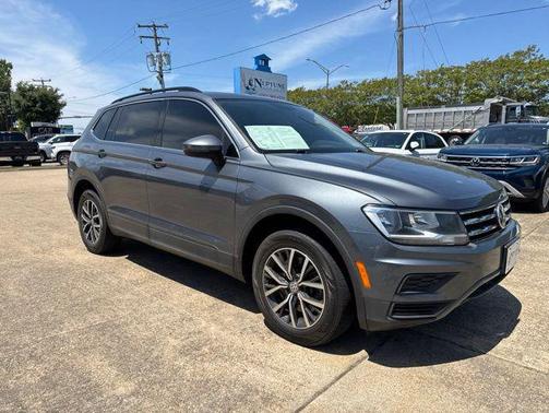 Gray 2019 Volkswagen Tiguan 2.0T SEL R-Line 4MOTION