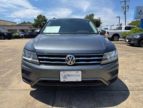 Gray 2019 Volkswagen Tiguan 2.0T SEL R-Line 4MOTION