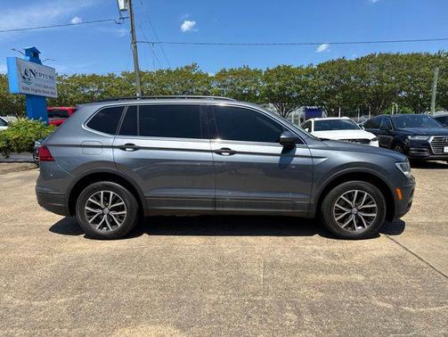Gray 2019 Volkswagen Tiguan 2.0T SEL R-Line 4MOTION