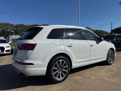 2017 Audi Q7 2.0T Premium
