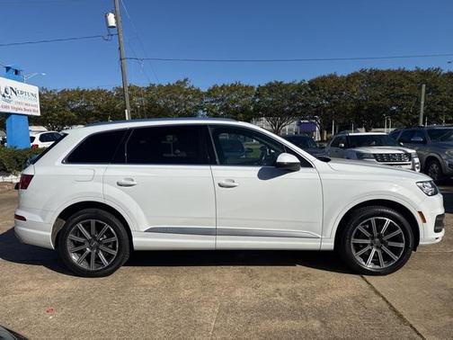 2017 Audi Q7 2.0T Premium