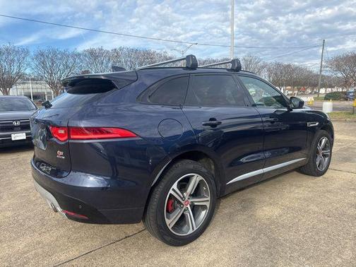 2017 Jaguar F-PACE S