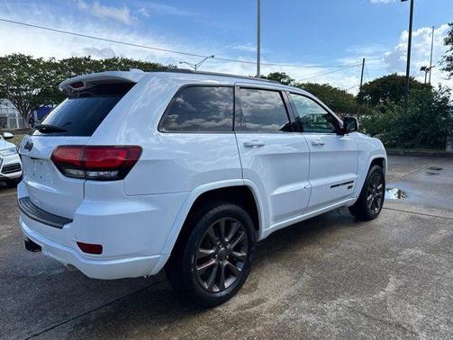 Bright White Clearcoat 2017 Jeep Grand Cherokee Limited