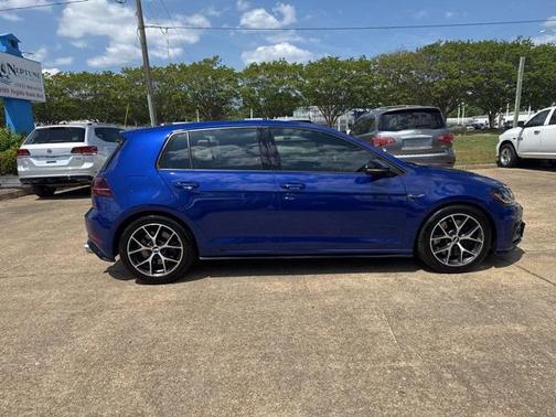 2018 Volkswagen Golf R 2.0T DSG