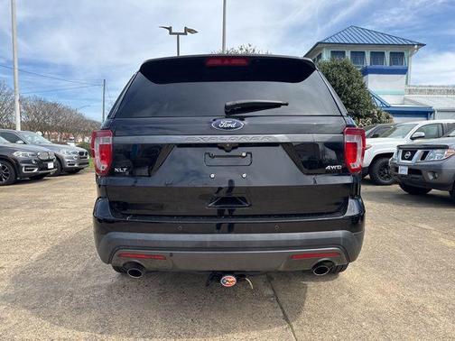 Shadow Black 2017 Ford Explorer XLT