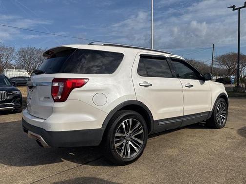 2016 Ford Explorer Platinum