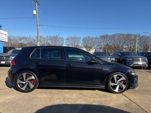 2020 Volkswagen Golf GTI 2.0T SE DSG