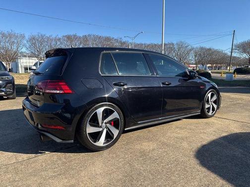 2020 Volkswagen Golf GTI 2.0T SE DSG