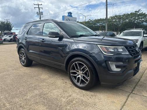 2017 Ford Explorer sport