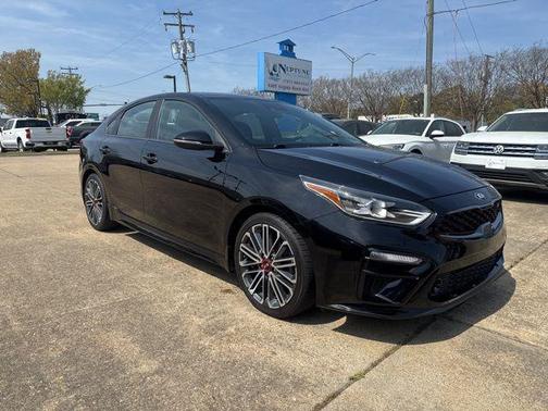 Aurora Black Pearl 2020 Kia Forte GT