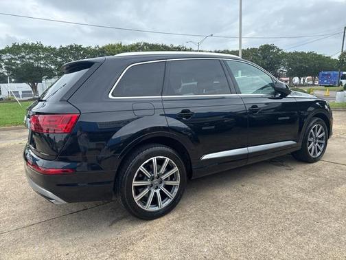 2019 Audi Q7 45 Premium