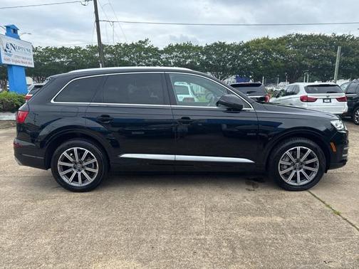 2019 Audi Q7 45 Premium