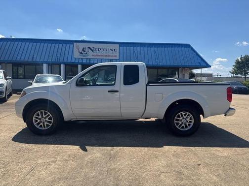2015 Nissan Frontier SV