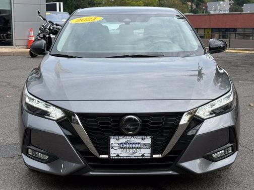 Gun Metallic/Super Black 2021 Nissan Sentra SR