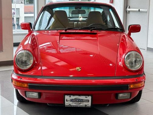 Guards Red 1986 Porsche 911 Carrera