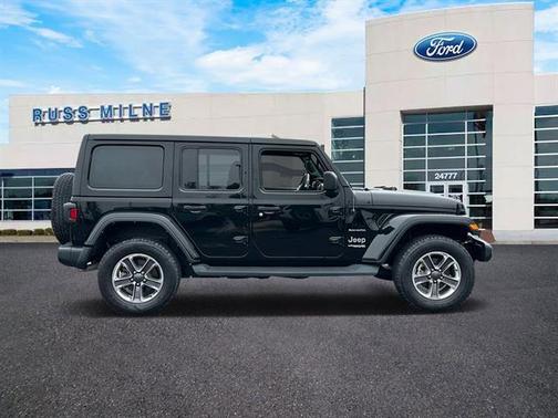 2022 Jeep Wrangler Unlimited Sahara