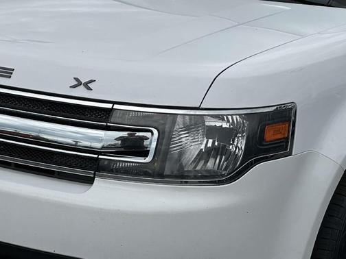 Oxford White 2017 Ford Flex SE