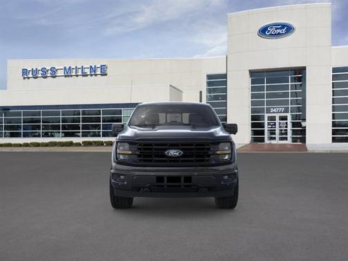 Agate Black 2026 Ford F-150 XLT