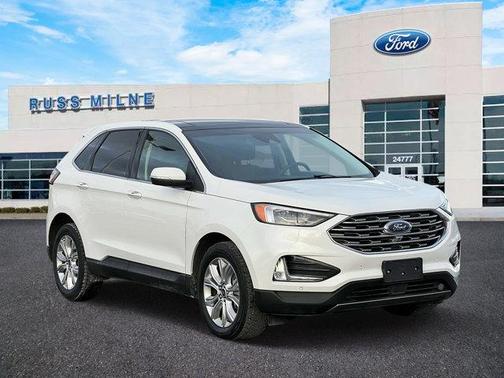 2022 Ford Edge Titanium
