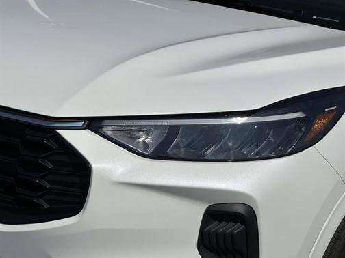 Star White 2023 Ford Escape ST-Line