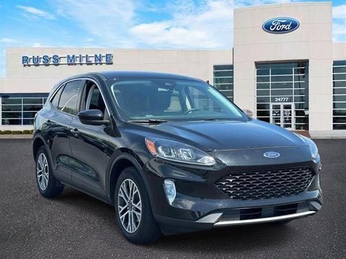 Agate Black 2022 Ford Escape SEL