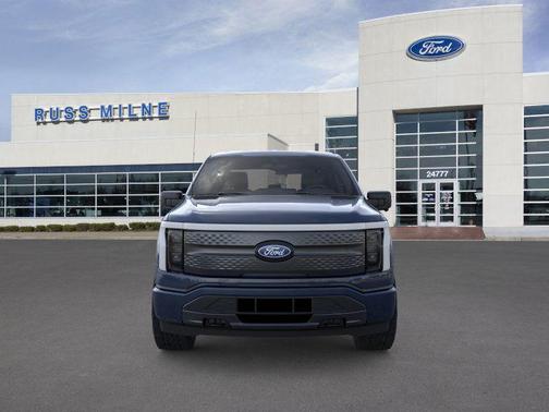 2025 Ford F-150 Lightning XLT