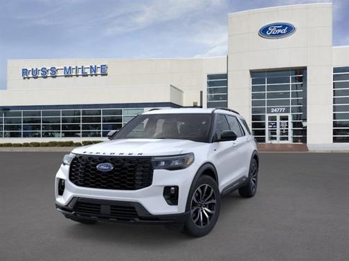 Star White 2026 Ford Explorer ST-Line
