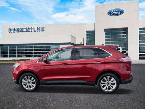 2023 Ford Edge Titanium