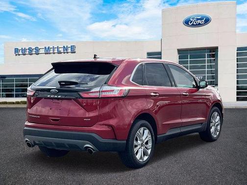 2023 Ford Edge Titanium