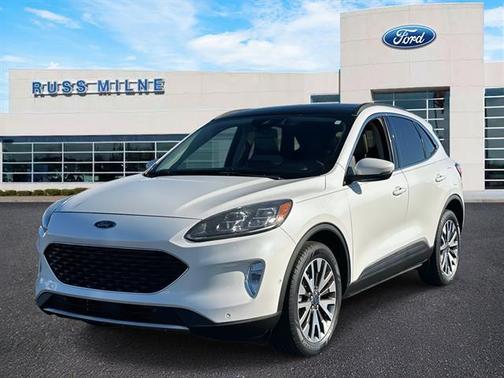 2020 Ford Escape Titanium