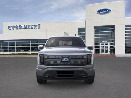 2025 Ford F-150 Lightning LARIAT