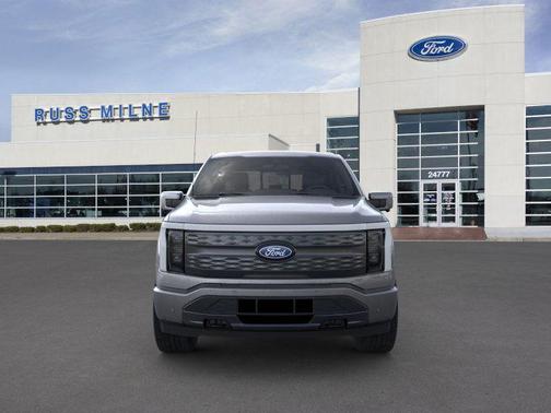 2025 Ford F-150 Lightning LARIAT