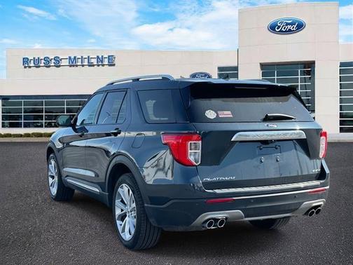 2022 Ford Explorer Platinum